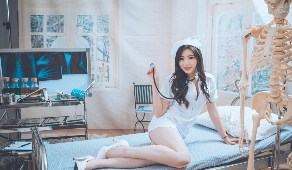 Xie Liqi's unforgettable and sexy new photo album