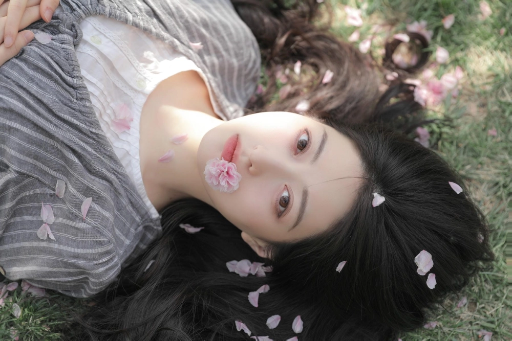 A memorable photo from a Xu Jiayue outdoor set