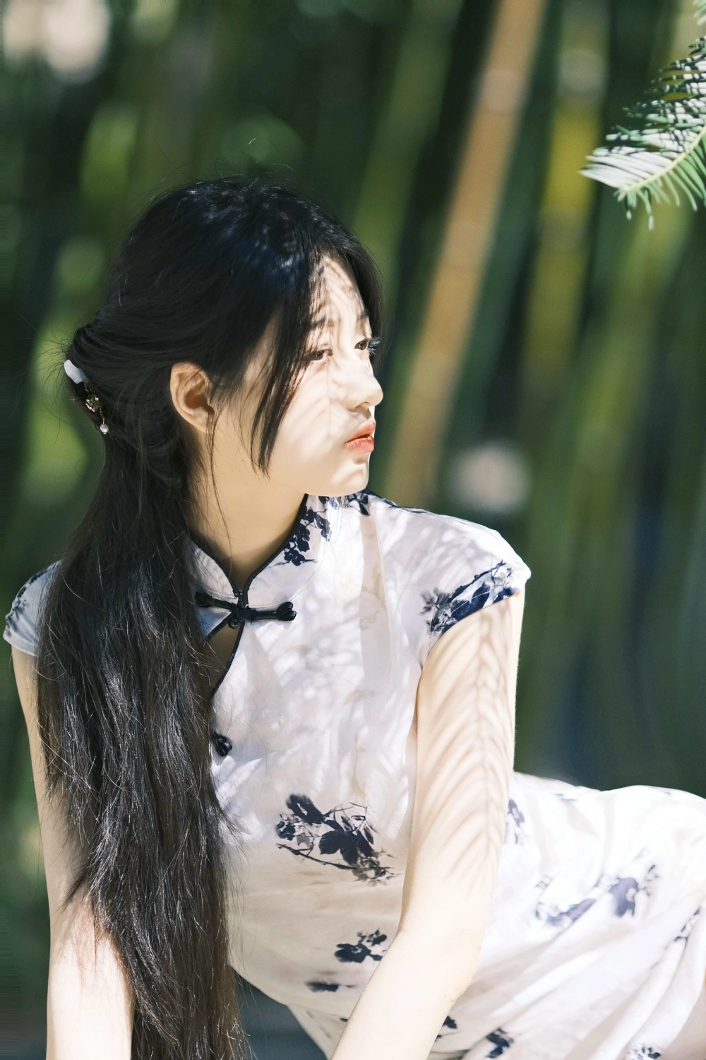 The captivating gaze of Xu Jiayue