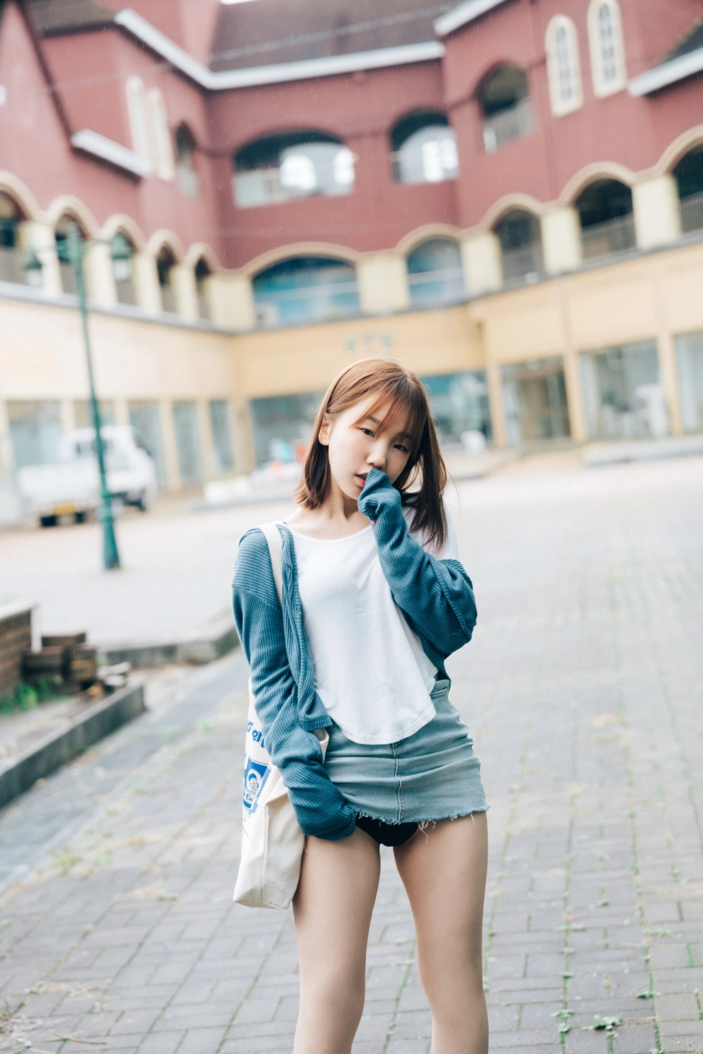 Yeri flawless aura glows in every capture