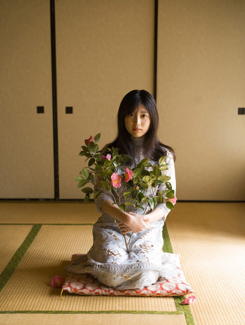 Dive into the intoxicating world of beautiful Yoshida Risakura