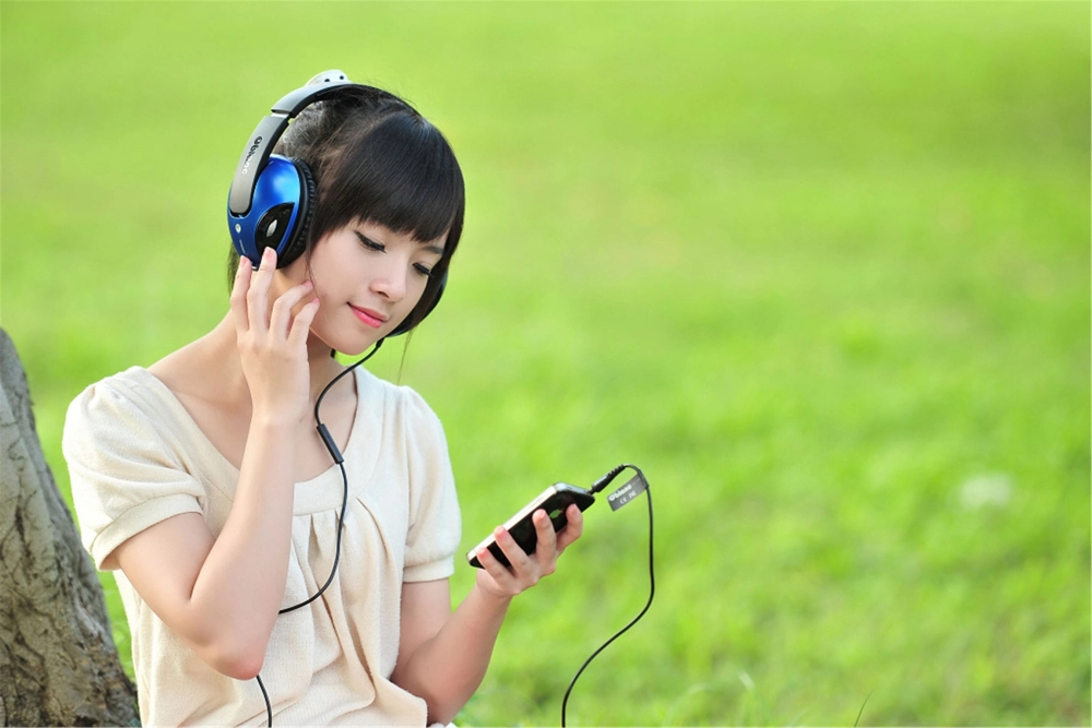 Catch a glimpse of the gorgeous Yu Chengjing