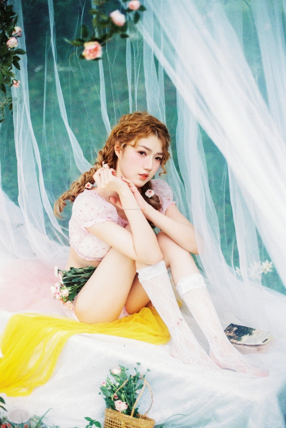 Yu Han's mesmerizing charm