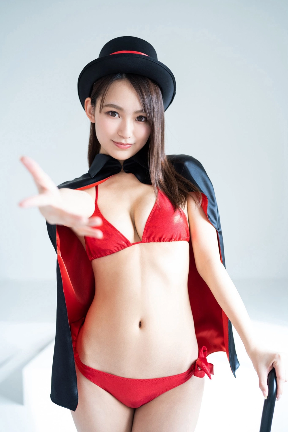 Admire the divine appeal of Yuki Ontera 