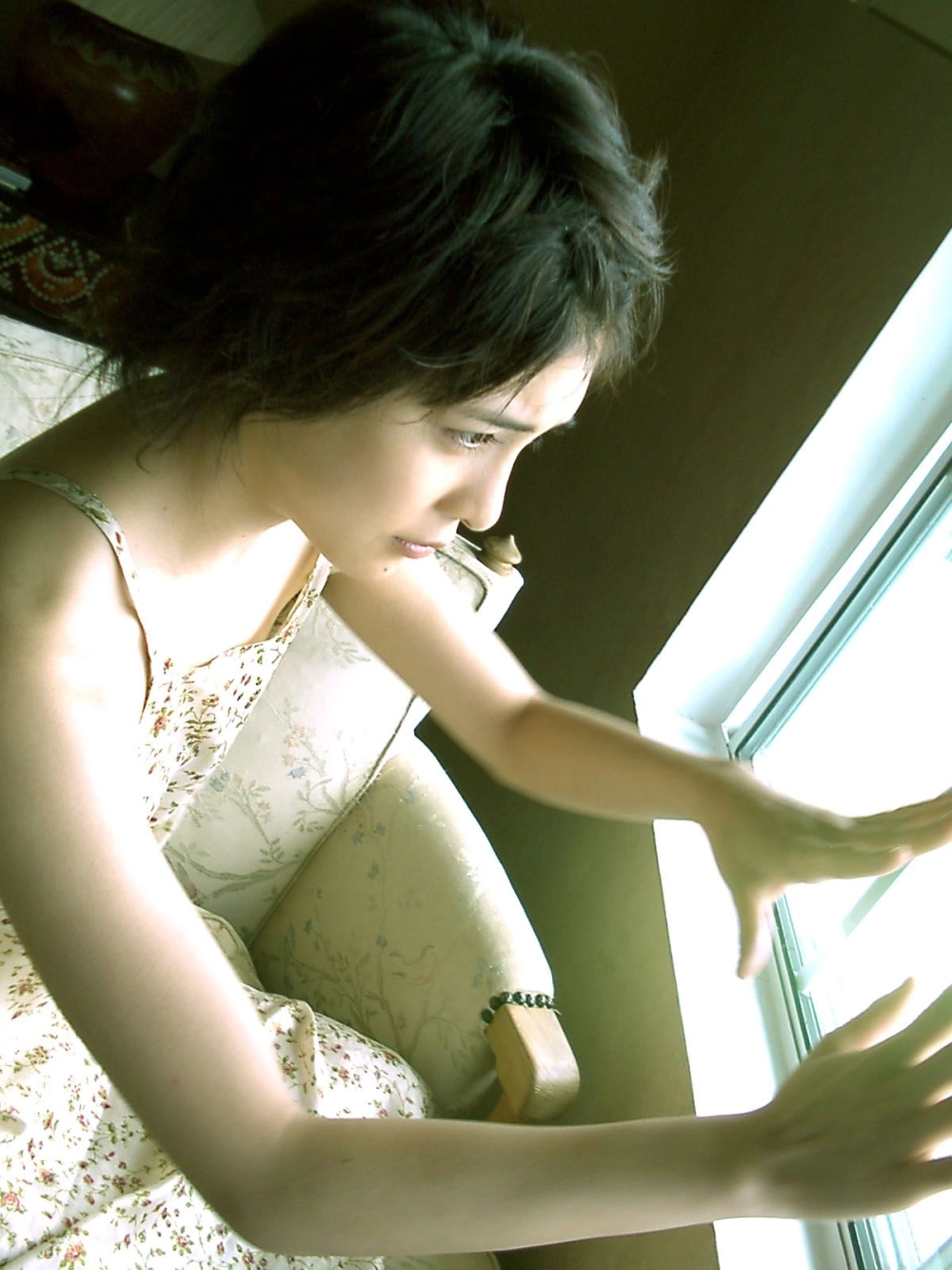 Her smile Yuko Takeuchi a blend of warmth and deep allure 