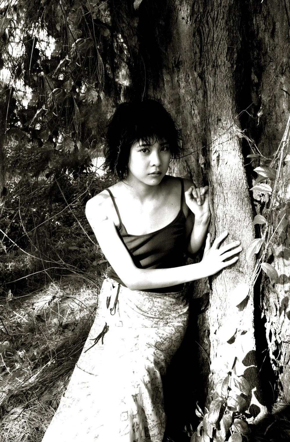 The flawless beauty and poised look of gorgeous Yuko Takeuchi 