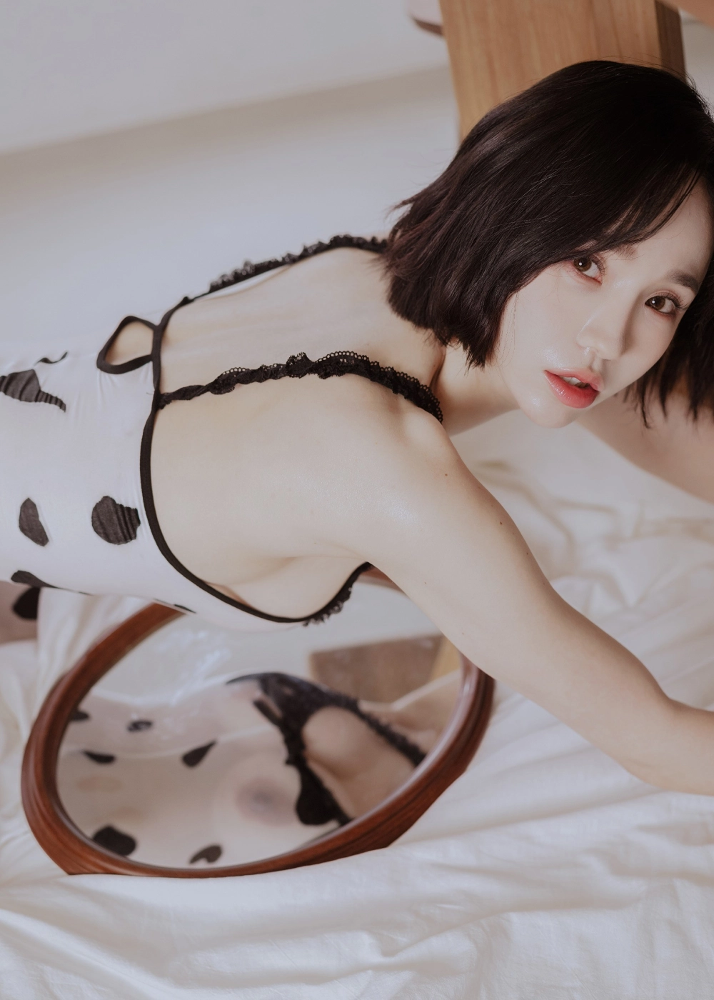 Yunha essence calm yet captivating