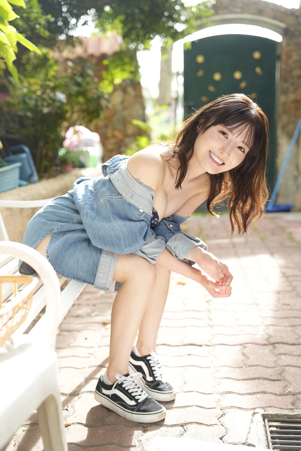 The legendary appeal of Yura Yura unfolds