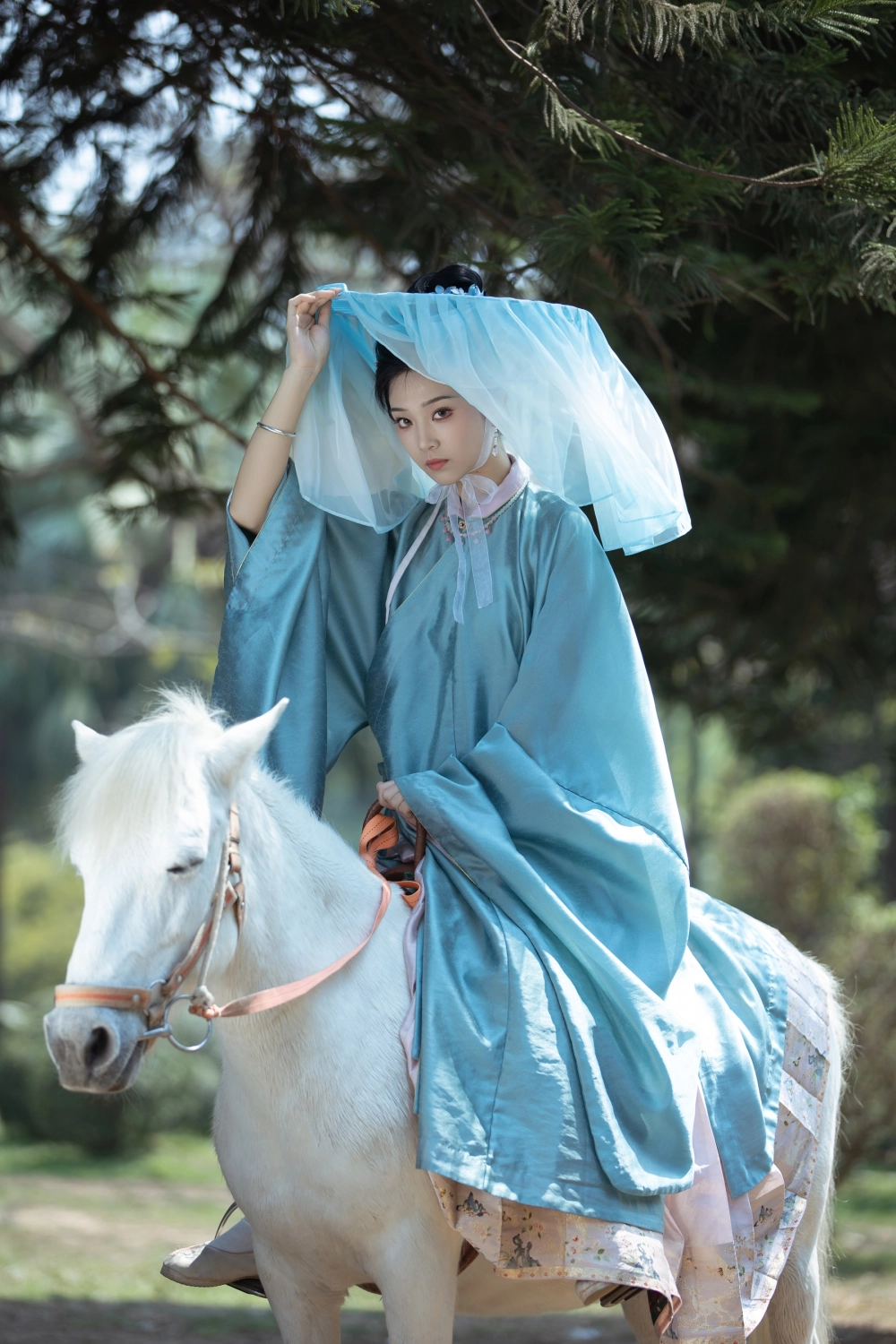 Zhizhi Qi captures a bygone era