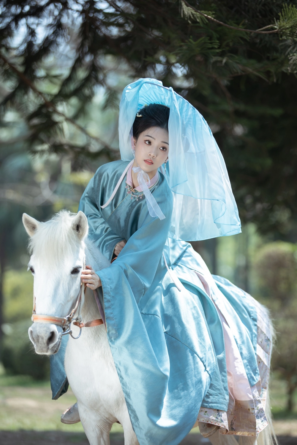 The refined style of Zhizhi Qi