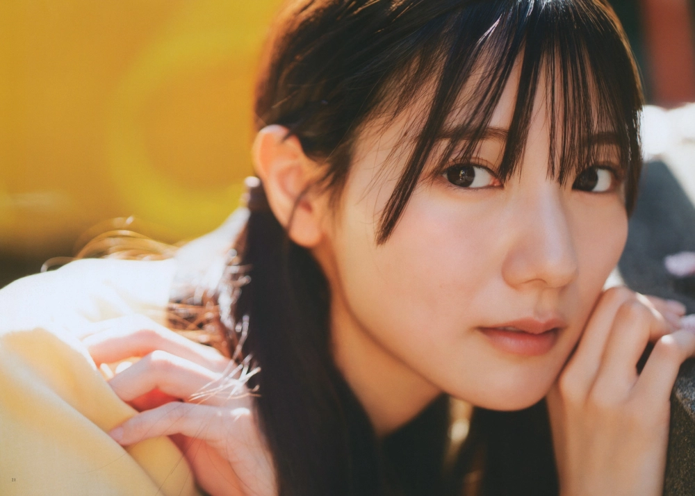 Kawada Yang Cai gentle temptation framed by elegance