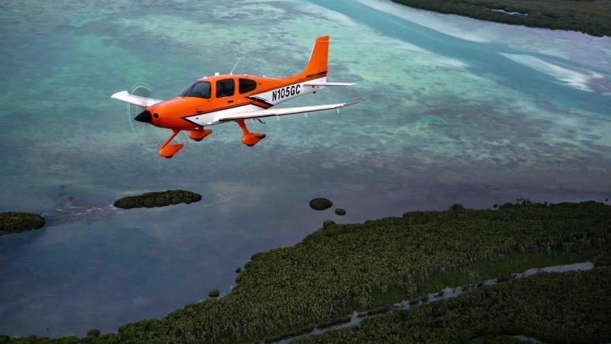 Cirrus SR22 in flight