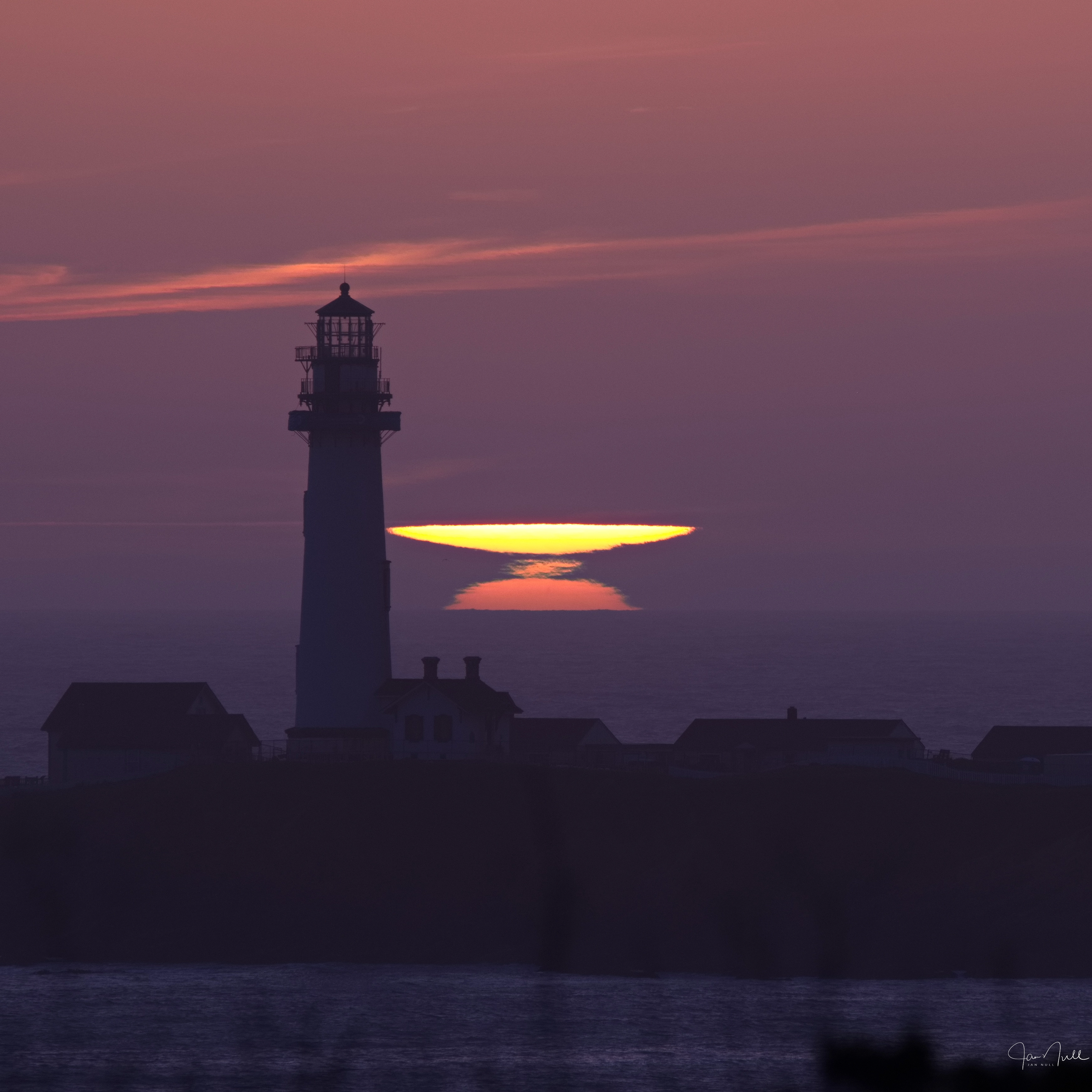 Experiencing the green flash phenomenon firsthand.