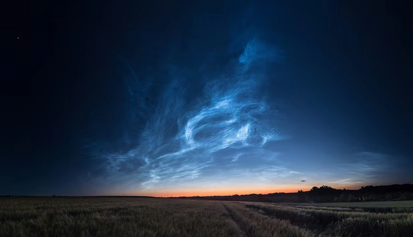 Noctilucent clouds high in the mesosphere