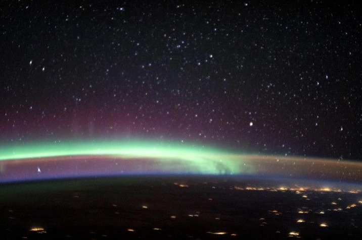 Observation data timestamp for airglow event