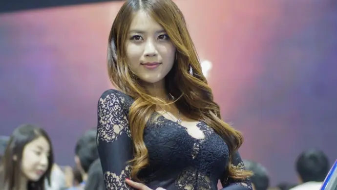 Discover stunning moments in Cha Zhener photo gallery now