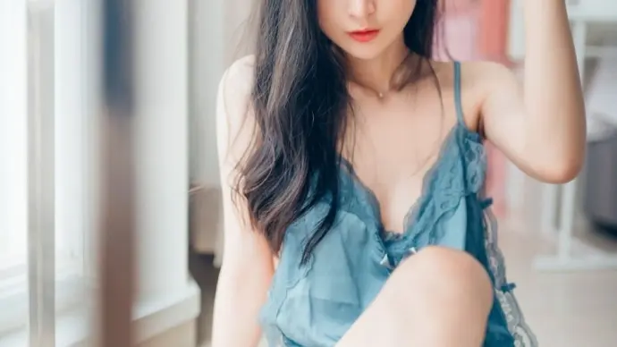 A collection of Chen Chen most stunning and viral photos