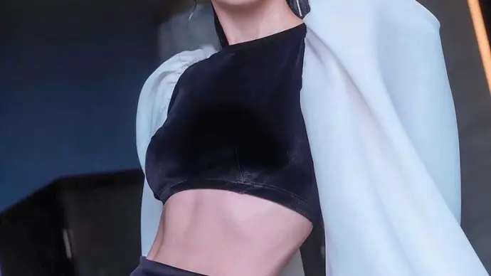 Davika Horne – Thai beauty stealing everyone’s attention