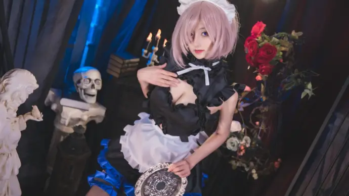 The incredible sexy cosplay world of Dongma Lusha
