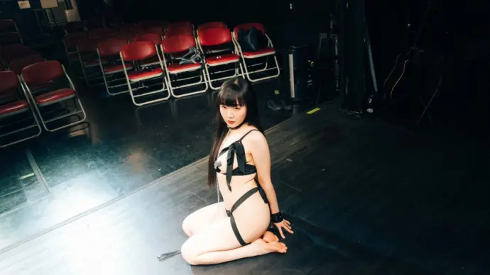 Fashion moments captured perfectly in Doyeon photo