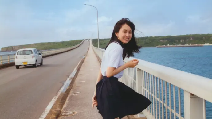 Haruka Kaki Japanese idol shines in sexy photoshoot