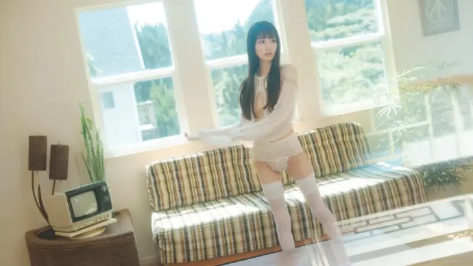 Gorgeous Karen Ishida photos light up Japanese modeling