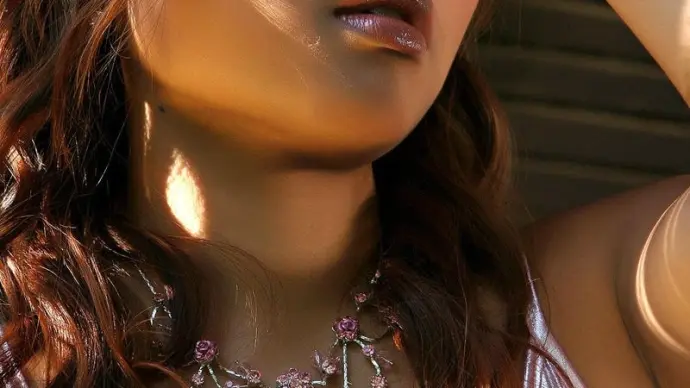 Discover Kathy Ramos, gorgeous Thai beauty on social media