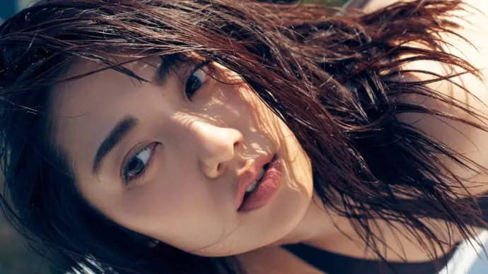 Kazusa Okuyama flaunts her curves in a bold new shoot