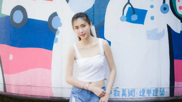 The graceful beauty of Taiwanese model Kim Yun revealed