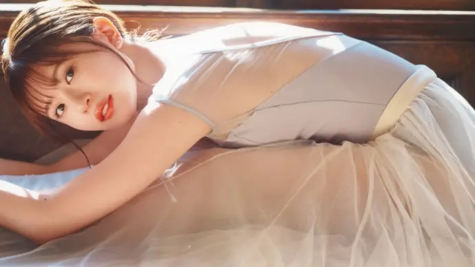 Feel the sensual aura of Japanese beauty Konoka Matsuda
