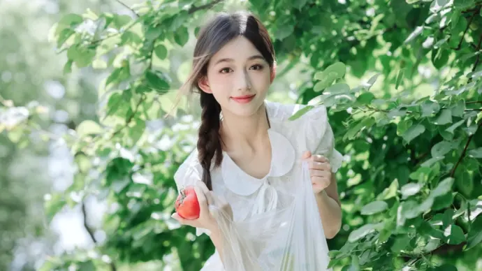 Lin Miaoxin - Her best outdoor photo gallery