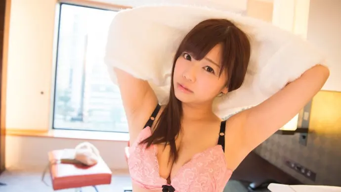 The enchanting Miharu Usa reveals her soft and sexy aura