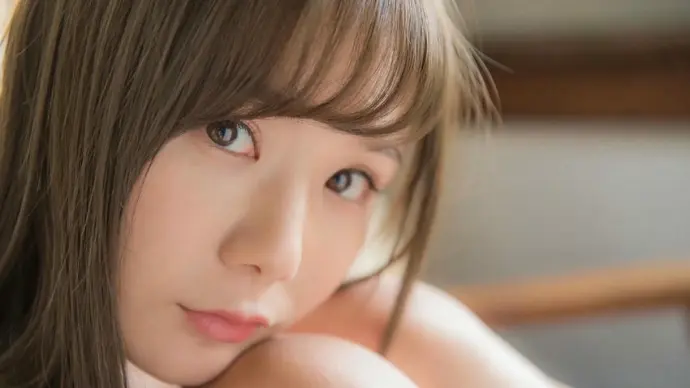 Miru Sakamichi stunning Japanese model steals hearts