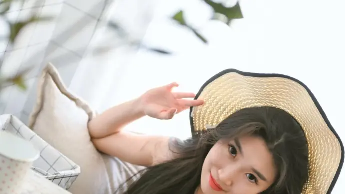 The ultimate collection of Rongrong's sexiest images