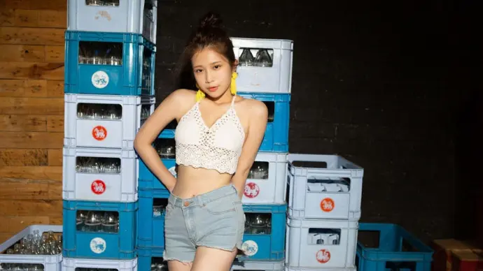 Explore Zheng Jiachun – Radiant Taiwanese goddess revealed