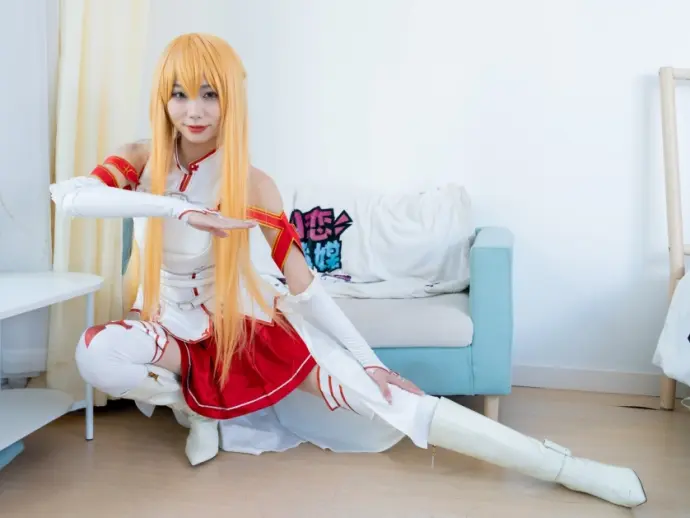 Bubble stunning Taiwan model capturing every heart