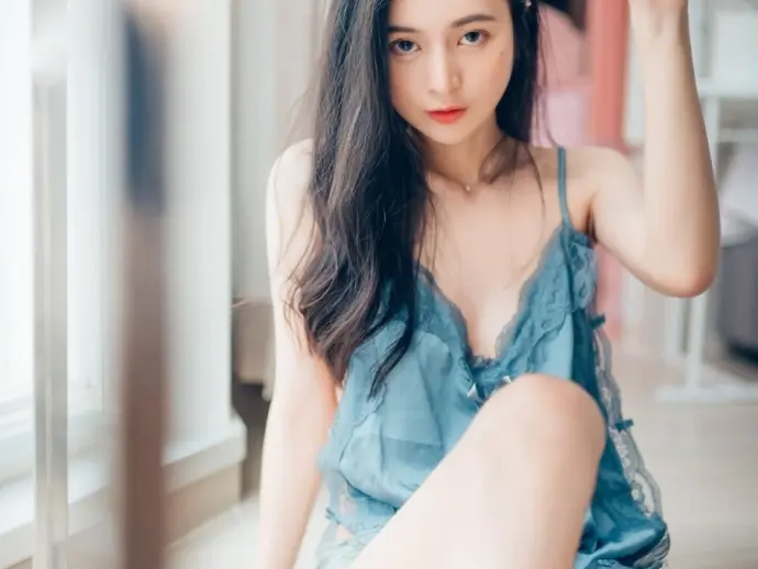 A collection of Chen Chen most stunning and viral photos