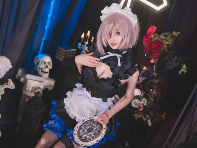 The incredible sexy cosplay world of Dongma Lusha