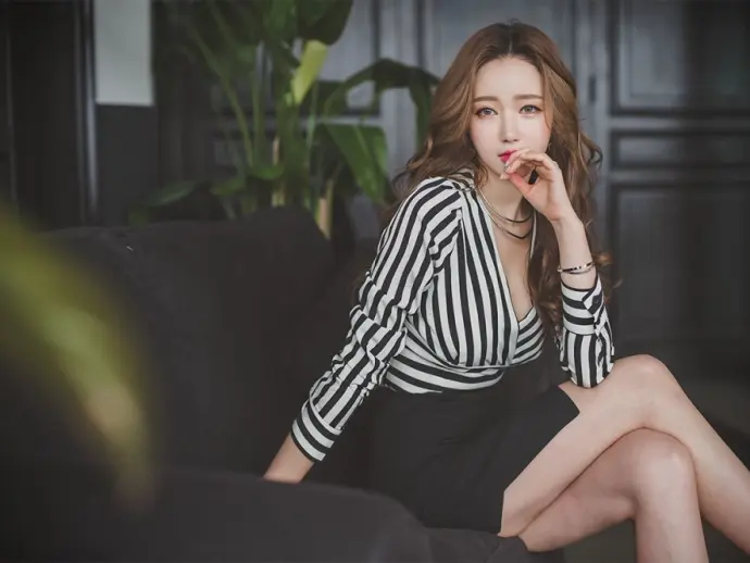 Li Yanjing photo collection reveals her hidden charm