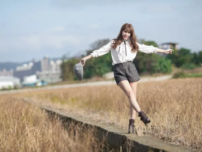 Discover Wu Yuqi’s irresistible charm in new photos